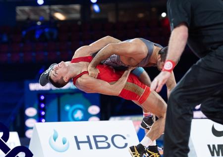 Борцы Кутузов и Сефершаев проиграли в финалах чемпионата мира