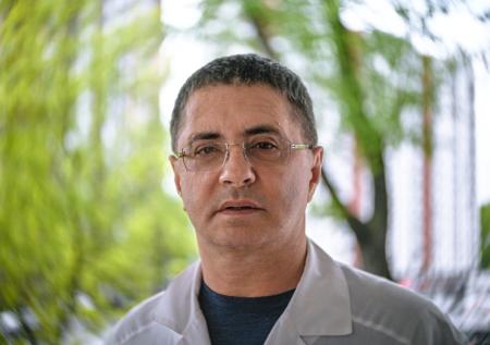 Мясников рассказал, что будет, если перебрать с витаминами