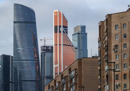 Рабочий погиб под рухнувшей стеной в Москва-Сити