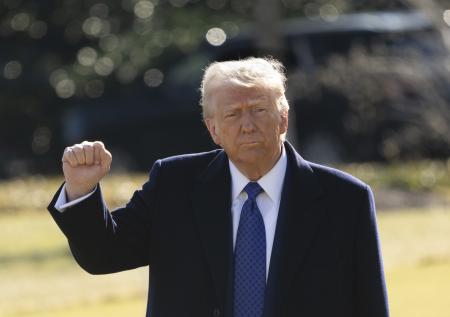 Американист раскрыл, зачем команда Трампа давит на USAID