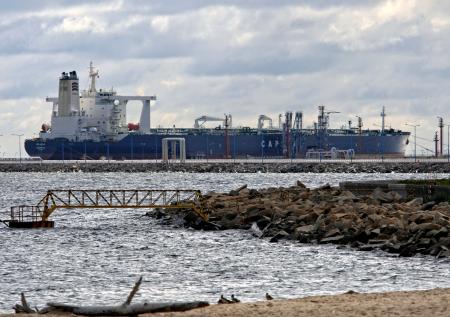 Перевозившие российскую нефть танкеры лишат сертификации 
