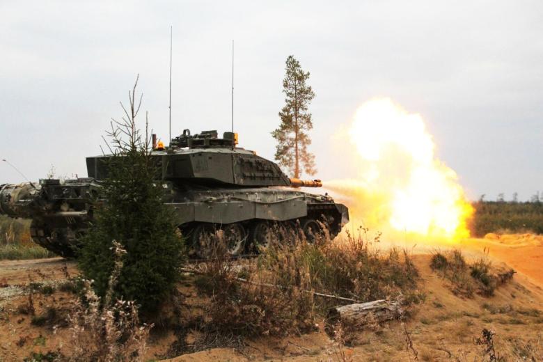 Танк Challenger 2