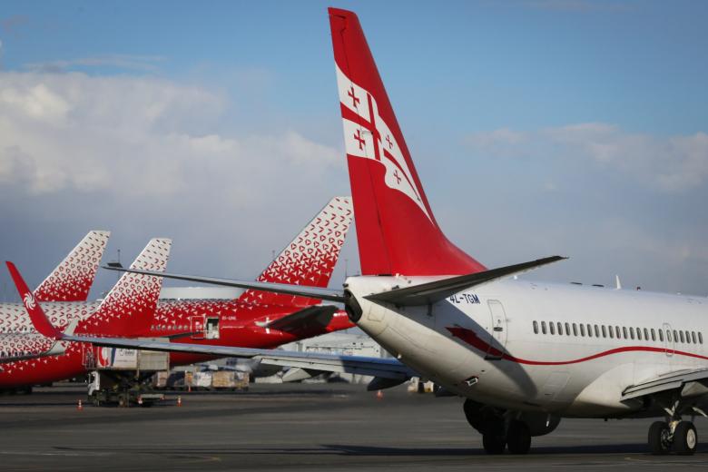 Самолет авиакомпании Georgian Airways в аэропорту Внуково