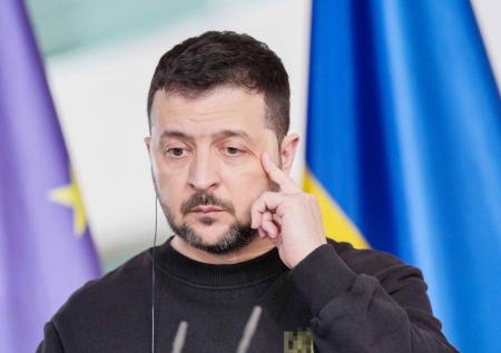 Эксперт раскрыл мнение Запада о «приближающемся к нулю» Зеленском