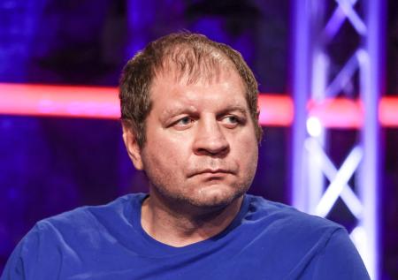 Названа дата следующего боя Емельяненко