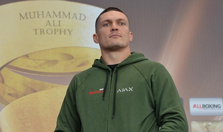 Александр Усик