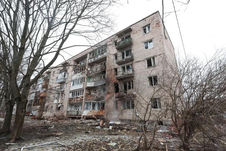 Обстановка на месте ЧП в жилом доме в Санкт-Петербурге