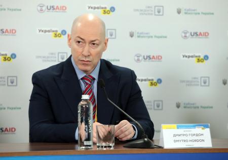 Журналист Гордон заявил, что в Киеве обстреляли офис его интернет-редакции