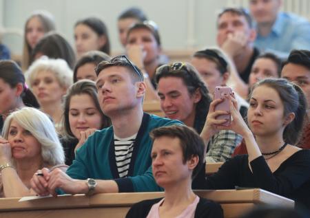 В Литинституте им. Горького заступились за Солженицына