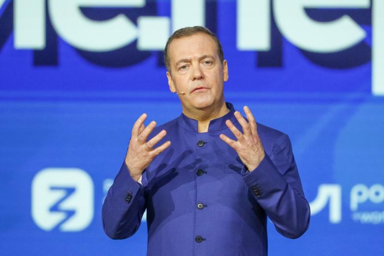 Дмитрий Медведев