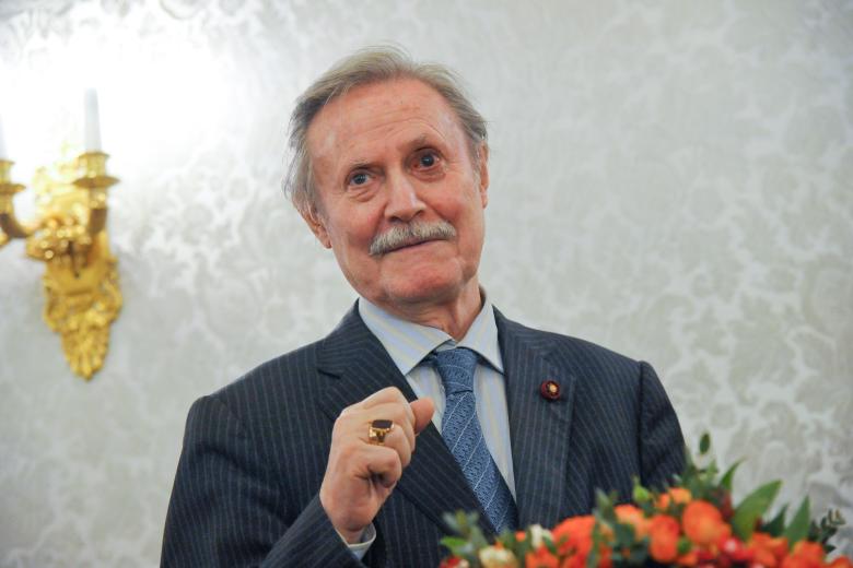 Юрий Соломин