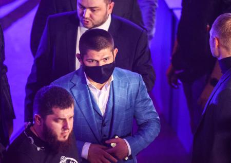 Джонс высмеял первое место Нурмагомедова в рейтинге UFC