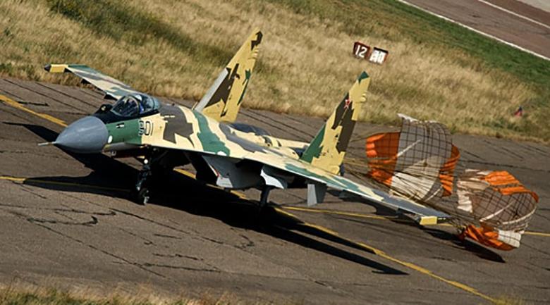 Истребитель Су-35