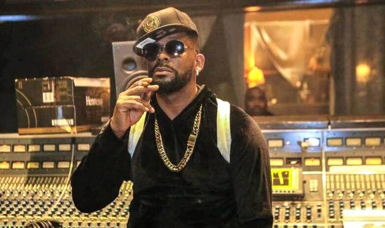 Певец R. Kelly