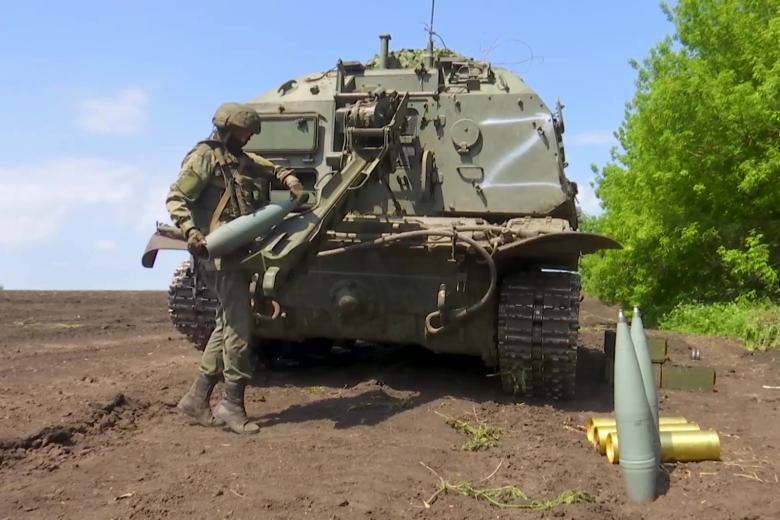 Боевая работа расчетов САУ «Мста-С»