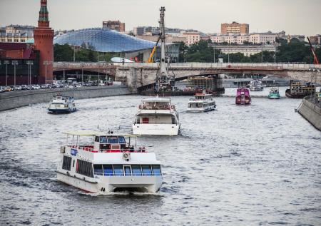 Туристов пересадят на водный транспорт