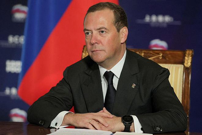 Дмитрий Медведев