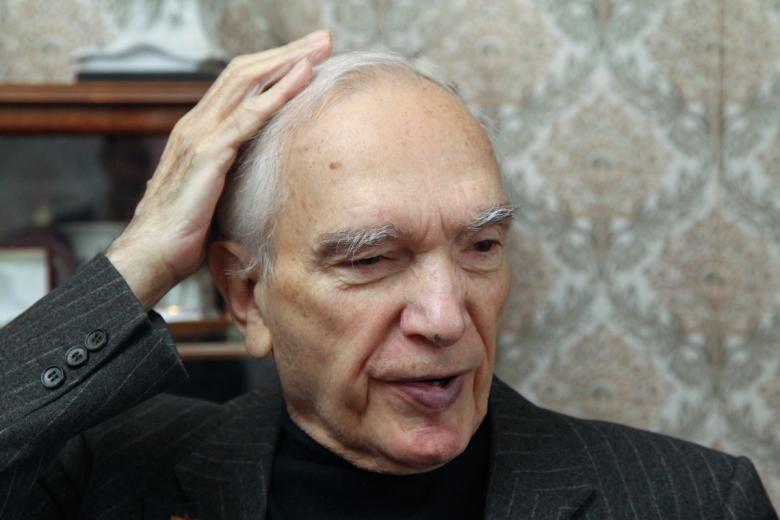 Энвер Мамедов знал пять языков