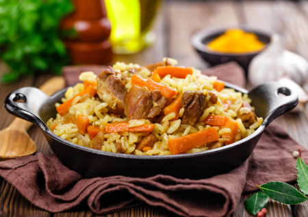 Вкусный плов из свинины — сытное и ароматное блюдо на каждый день