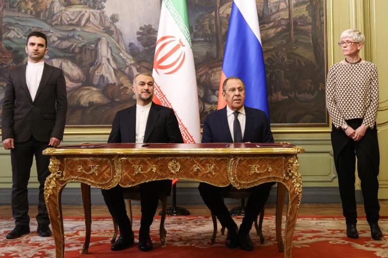 Министр иностранных дел РФ Сергей Лавров и глава МИД Ирана Хосейн Амир Абдоллахиян