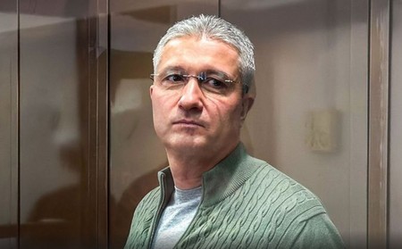 Суд может продлить срок ареста экс-замглавы Минобороны РФ
