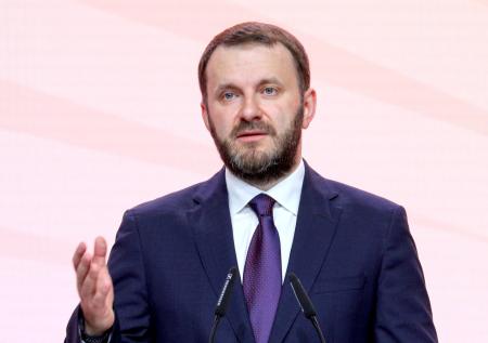 Стали известны новые обязанности сотрудников администрации президента РФ