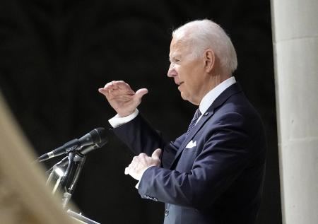 Пушков высмеял скандал с Байденом и секретными материалами