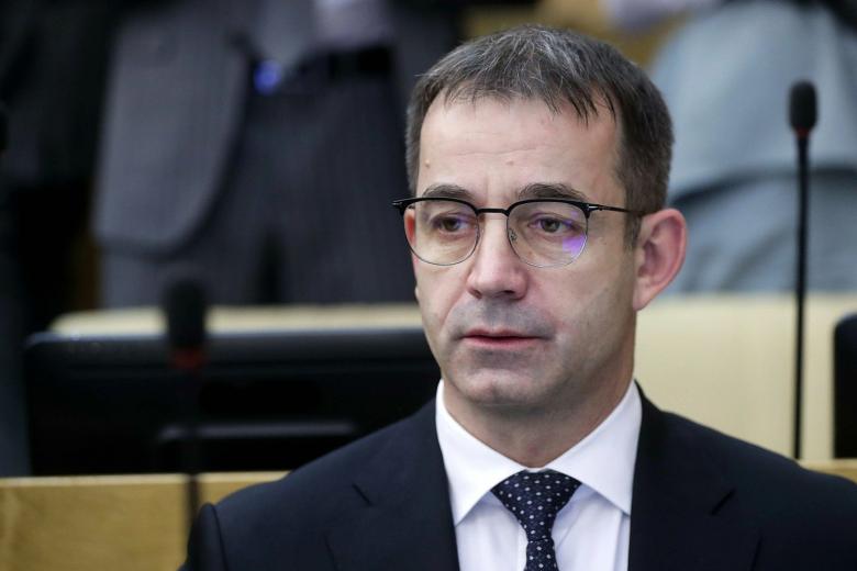 Дмитрий Певцов