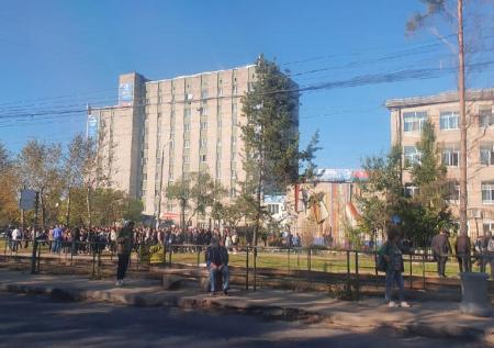 Студент в Хабаровске пригрозил взорвать здание университета
