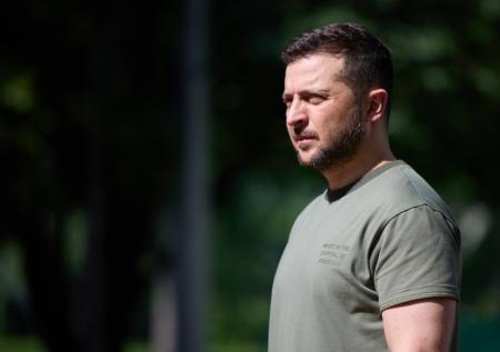 Зеленский призвал ООН очистить Запорожскую АЭС от российских военных