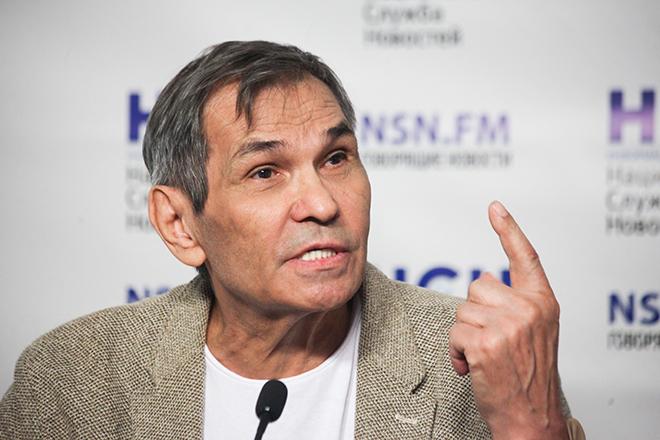 Бари Алибасов