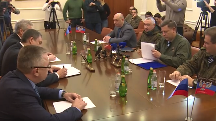 Подписание протокола между ДНР и ЛНР