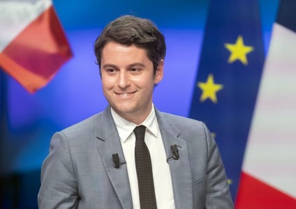 Премьер Франции решил подать в отставку