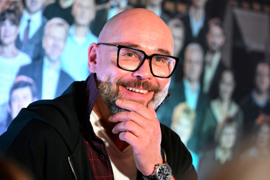 Уход из театра, мнение об СВО, отсутствие семьи: как живет Максим Аверин