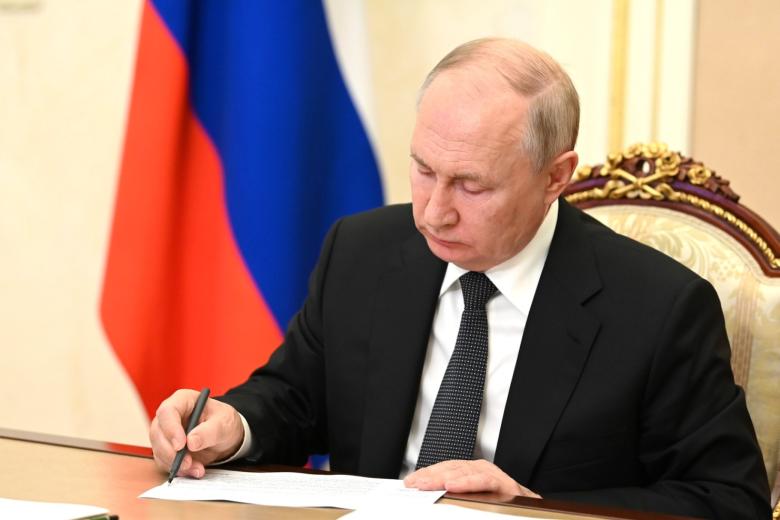 Владимир Путин