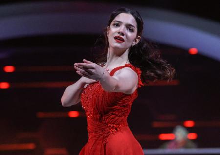Фигуристка Медведева опубликовала очередное откровенное фото