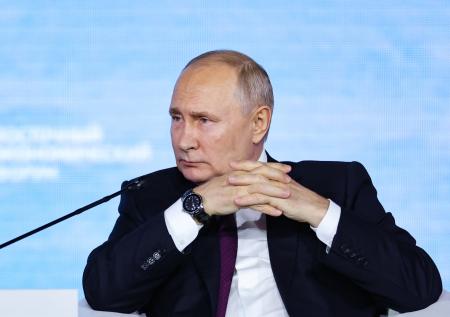 Путин высказался об идее ввести «Разговоры о важном» в детских садах