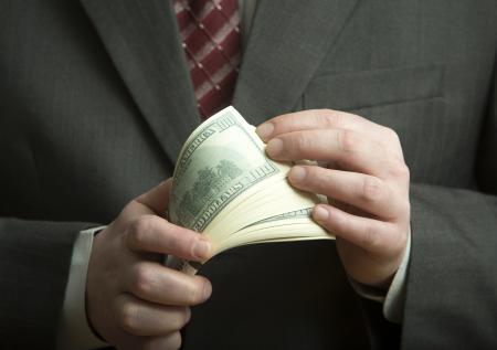 Бывшего замминистра обороны Украины обвинили в крупных хищениях