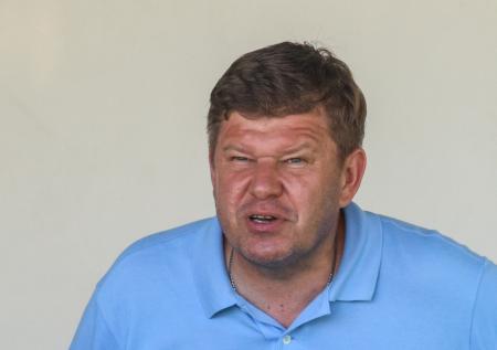 «Шампунь за 3 доллара — 800 рублей»: Губерниев счел курс валют ненастоящим