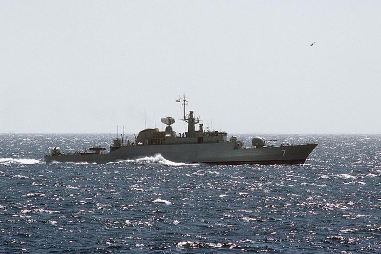 Фрегат ВМС Ирана (архивное фото)