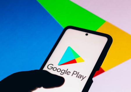 Google Play запретил российским разработчикам загружать платный контент