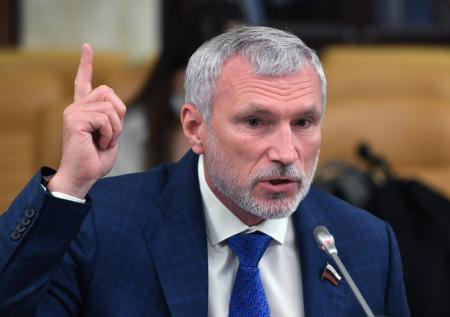 ДТП с депутатом Госдумы на мотоцикле попало на видео