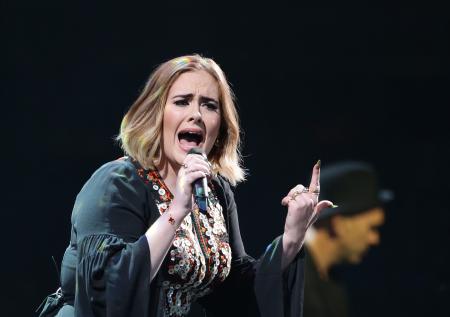 Adele вернулась спустя шесть лет, Miyagi и Andy: музыкальные новинки недели
