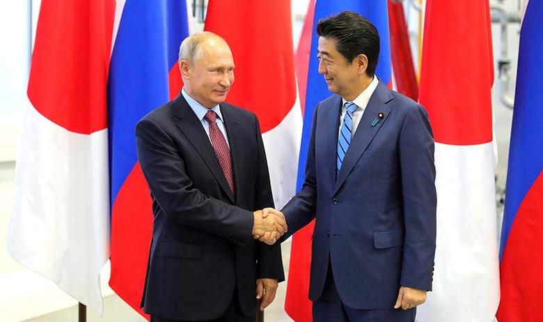 Владимир Путин и Синдзо Абэ