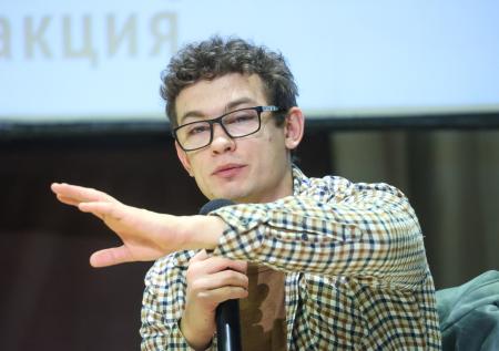 Банкрот, мошенник, предводитель гномов: кого в новом кино играет Кологривый