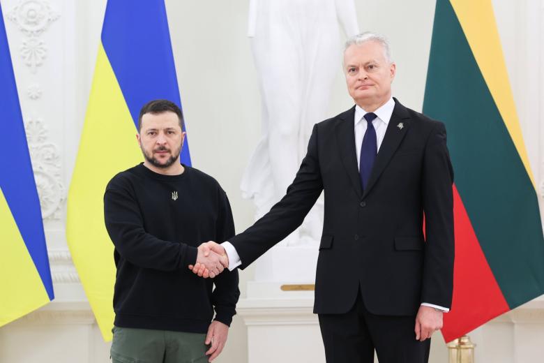 Президент Литвы Гитанас Науседа и Владимир Зеленский
