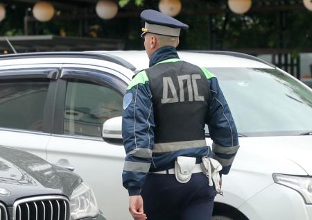 Два человека погибли при столкновении «Мерседеса» с деревом в Ленобласти