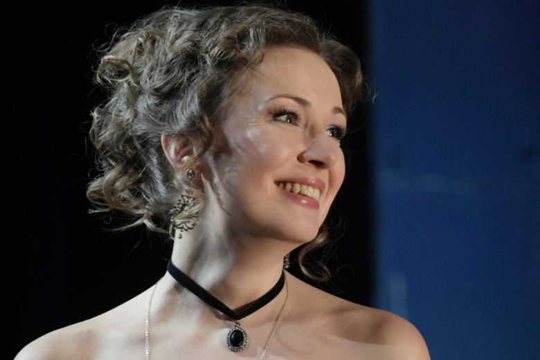 Анна Тараторкина