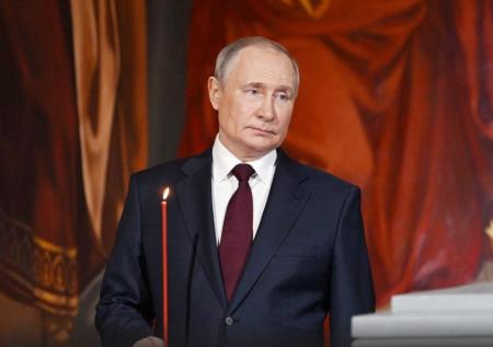 Путин приехал на пасхальное богослужение в храм Христа Спасителя