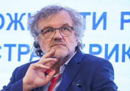 «Признание новой силы»: Кустурица о параде Победы в Москве